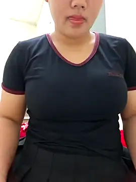 Snapshot of eli-sun chatting on 12-16-25, 05:56 eli-sun online show from 12-16-25, 05:56