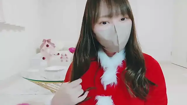 yuyuchan   online show from 12-22-25, 11:07