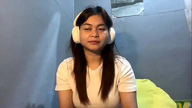 ShayCowell online show from 12-17-25, 08:53