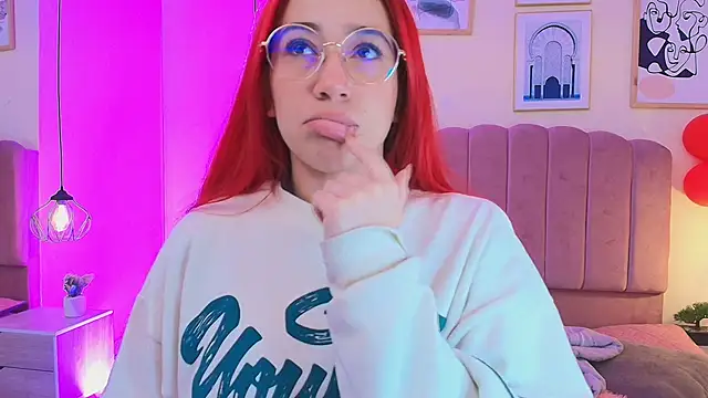 Celestee15  online show from 02-20-26, 11:22