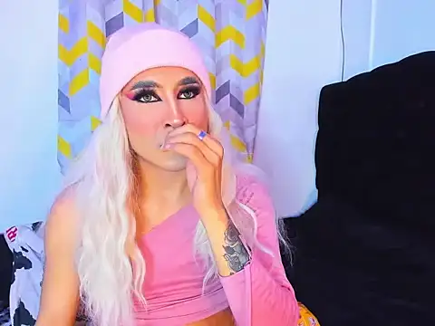 georgiina giio online show from 03-12-26, 07:47