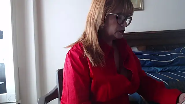Snapshot of evelynsmithco chatting on 04-22-26, 07:15 evelynsmithco online show from 04-22-26, 07:15