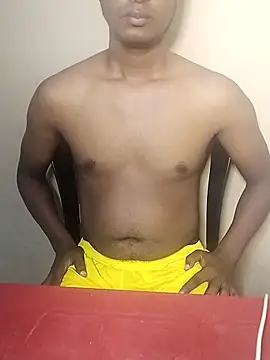 Snapshot of golosos2331 chatting on 12-15-25, 04:39 golosos2331 online show from 12-15-25, 04:39