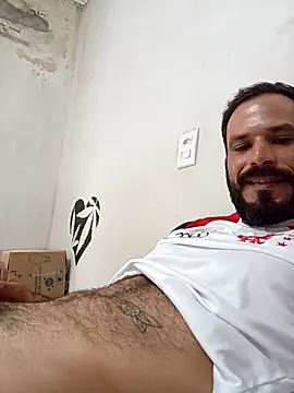 Snapshot of Dionaatanm chatting on 12-14-25, 03:17 Dionaatanm online show from 12-14-25, 03:17