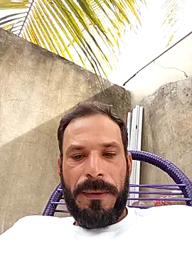 Snapshot of Dionaatanm chatting on 12-15-25, 06:34 Dionaatanm online show from 12-15-25, 06:34