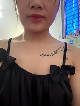 Snapshot of NinaBaby22 chatting on 12-14-25, 07:03 NinaBaby22 online show from 12-14-25, 07:03