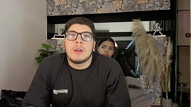 Snapshot of Chel_seth chatting on 01-12-26, 04:07 Chel seth online show from 01-12-26, 04:07