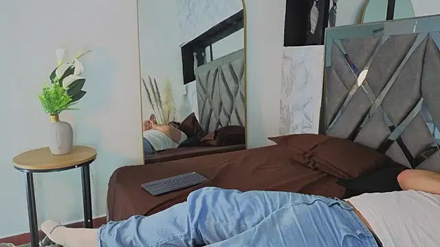 Snapshot of Chel_seth chatting on 02-02-26, 04:11 Chel seth online show from 02-02-26, 04:11