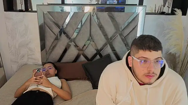 Snapshot of Chel_seth chatting on 02-09-26, 04:27 Chel seth online show from 02-09-26, 04:27