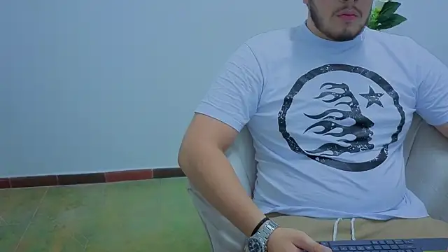 Snapshot of Chel_seth chatting on 02-18-26, 03:57 Chel seth online show from 02-18-26, 03:57