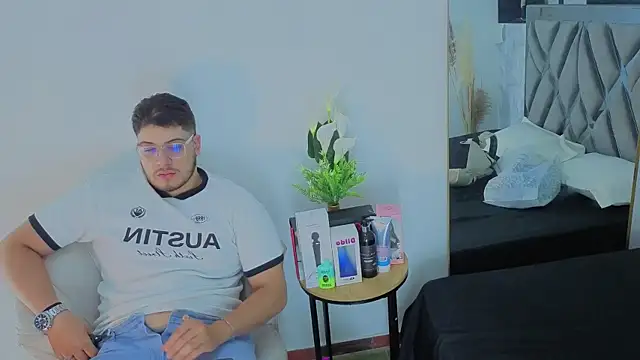 Snapshot of Chel_seth chatting on 03-02-26, 04:03 Chel seth online show from 03-02-26, 04:03