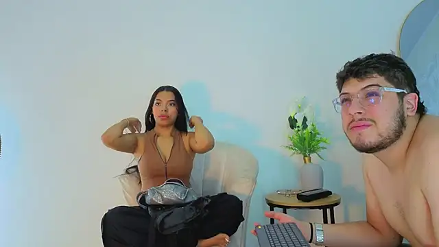 Snapshot of Chel_seth chatting on 03-22-26, 04:05 Chel seth online show from 03-22-26, 04:05