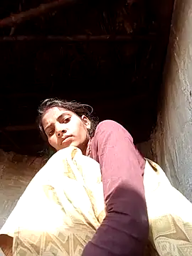 Akanksha thakur online show from 12-15-25, 05:01