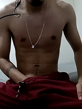 Snapshot of lucx_pe chatting on 12-14-25, 05:35 lucx pe online show from 12-14-25, 05:35