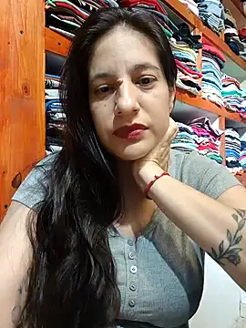 Snapshot of julietaloovee chatting on 02-04-26, 09:31 julietaloovee online show from 02-04-26, 09:31