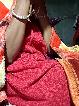 Snapshot of Sweet-rumi chatting on 12-14-25, 05:40 Sweet-rumi online show from 12-14-25, 05:40