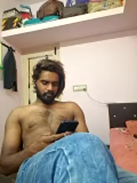 Snapshot of suhxil79 chatting on 05-03-26, 09:48 suhxil79 online show from 05-03-26, 09:48