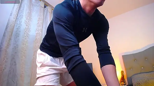 Snapshot of TOMBOYSEXX chatting on 01-09-26, 12:24 TOMBOYSEXX online show from 01-09-26, 12:24