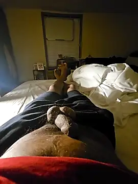 Gnax1 online show from 12-21-25, 04:25