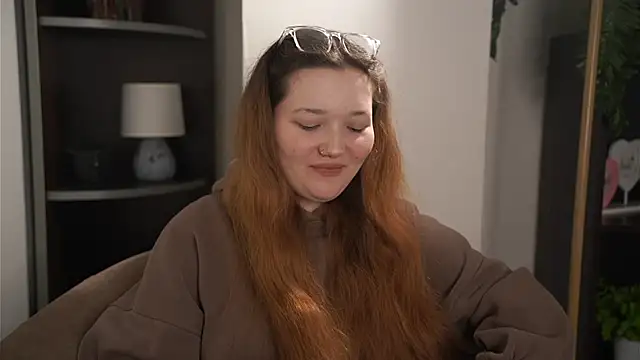 CarlitaWyler online show from 12-14-25, 12:10