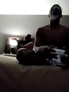 Snapshot of MRSTROKEIT7878 chatting on 12-16-25, 02:44 MRSTROKEIT7878 online show from 12-16-25, 02:44