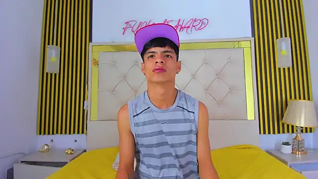 Snapshot of Dairon_lee chatting on 12-16-25, 12:10 Dairon lee online show from 12-16-25, 12:10