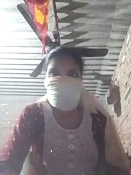 Snapshot of cute_muskan66 chatting on 12-14-25, 03:50 cute muskan66 online show from 12-14-25, 03:50