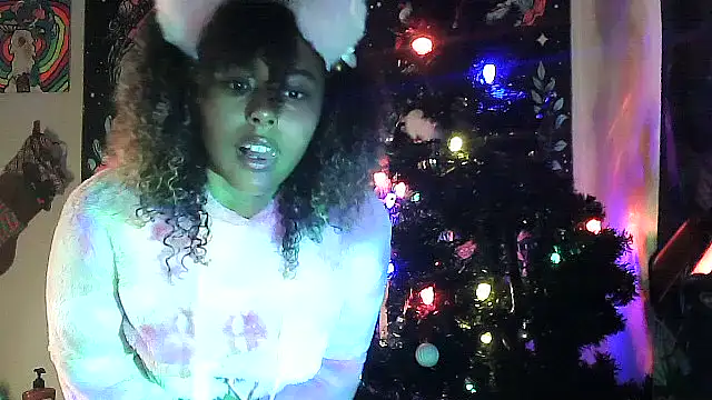 HonneyBunnyXO online show from 12-21-25, 01:57