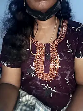 Snapshot of tamilsaisree chatting on 04-21-26, 05:39 tamilsaisree online show from 04-21-26, 05:39