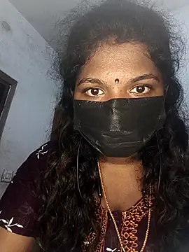 Snapshot of tamilsaisree chatting on 04-24-26, 05:37 tamilsaisree online show from 04-24-26, 05:37