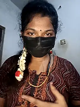 Snapshot of tamilsaisree chatting on 04-27-26, 05:33 tamilsaisree online show from 04-27-26, 05:33