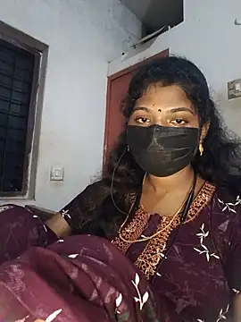 Snapshot of tamilsaisree chatting on 05-15-26, 04:58 tamilsaisree online show from 05-15-26, 04:58
