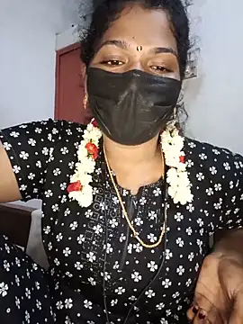 Snapshot of tamilsaisree chatting on 05-24-26, 05:07 tamilsaisree online show from 05-24-26, 05:07