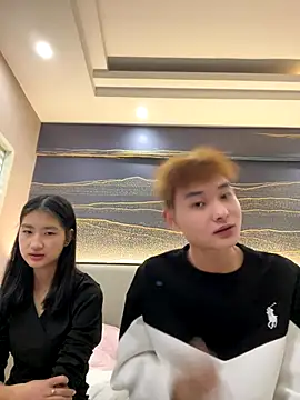 Snapshot of BY-668 chatting on 12-16-25, 09:58 BY-668 online show from 12-16-25, 09:58