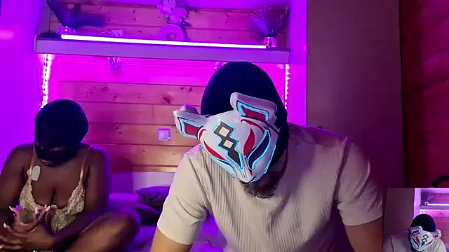 HairyEbonyCoupleliveporn online show from 03-18-26, 12:25