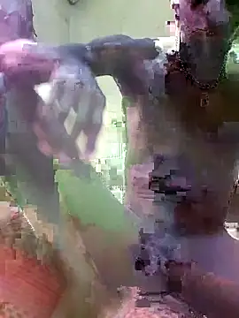 Snapshot of fays12345 chatting on 12-17-25, 10:10 fays12345 online show from 12-17-25, 10:10