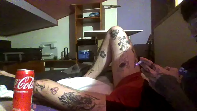 Snapshot of atreus69big chatting on 06-11-26, 07:12 atreus69big online show from 06-11-26, 07:12