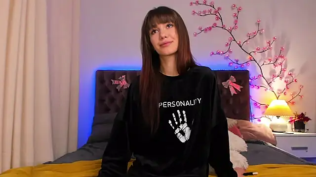 MilanaHotts online show from 02-26-26, 07:29