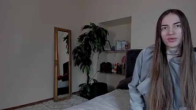 AdrianaCult online show from 01-10-26, 06:26