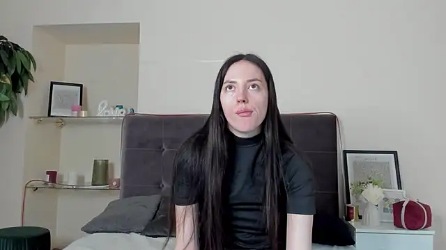 AdrianaCult online show from 02-21-26, 01:01