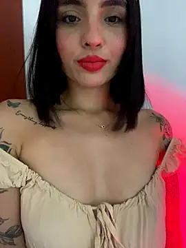 Snapshot of AngelWarm chatting on 12-15-25, 09:52 AngelWarm online show from 12-15-25, 09:52