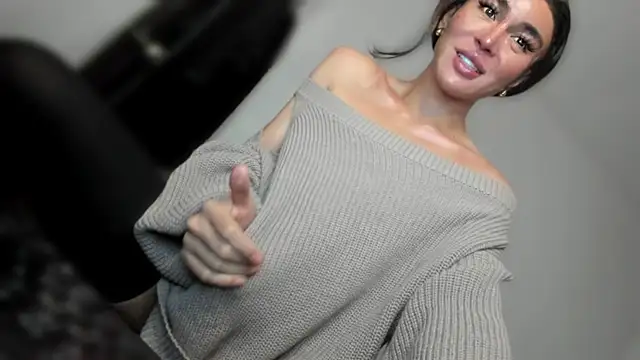 Snapshot of mxshemale_ladyboy chatting on 06-25-26, 12:42 mxshemale ladyboy online show from 06-25-26, 12:42
