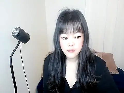 Snapshot of 605kkv chatting on 02-24-26, 03:15 605kkv online show from 02-24-26, 03:15