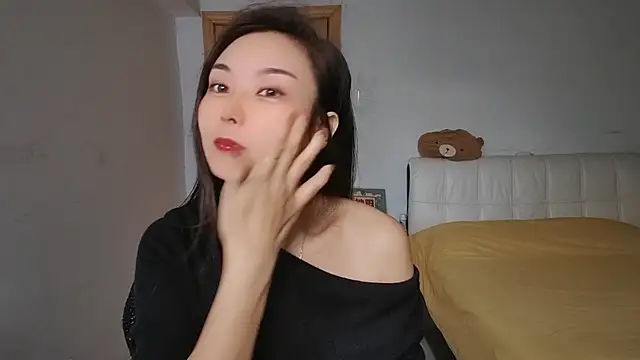 ViVian-Li online show from 12-23-25, 01:25