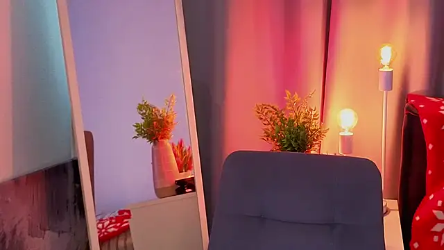 Leyla crsh online show from 02-23-26, 05:27