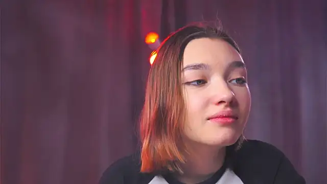 Leyla crsh online show from 03-11-26, 04:07