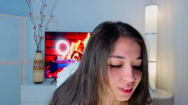 EmmyNoel online show from 05-28-26, 07:11