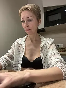 Sensual Flower online show from 02-02-26, 06:45