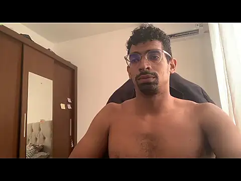 Snapshot of Nerdhot20cm chatting on 12-16-25, 03:39 Nerdhot20cm online show from 12-16-25, 03:39