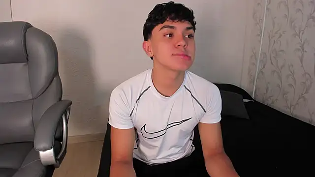  TaylorBlack online show from 05-17-26, 11:28